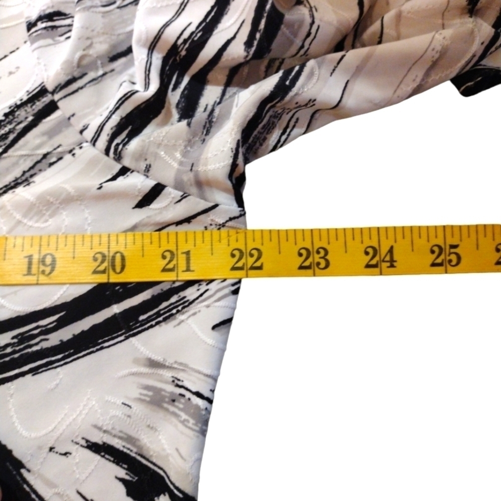 JM Collection Top - Picture 7 of 7